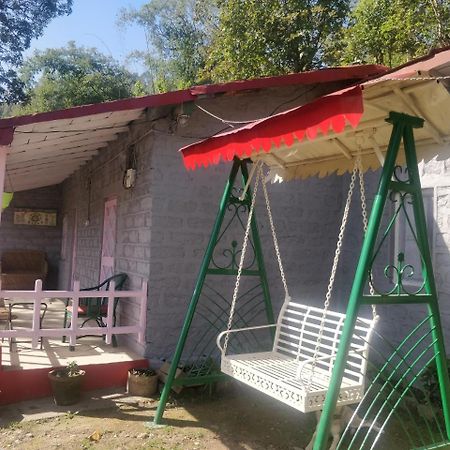 Hots Nainital Hostel Patwa Dunga ภายนอก รูปภาพ