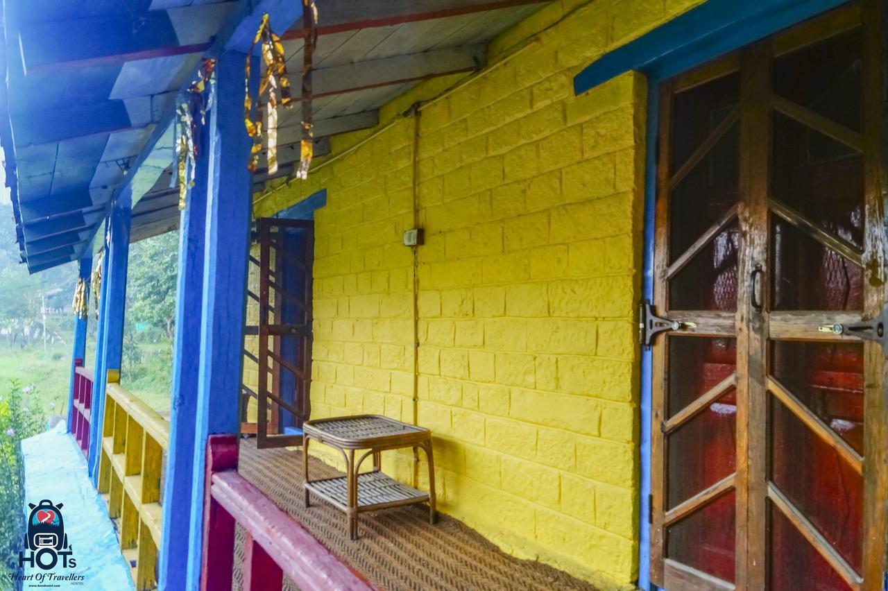 Hots Nainital Hostel Patwa Dunga ภายนอก รูปภาพ