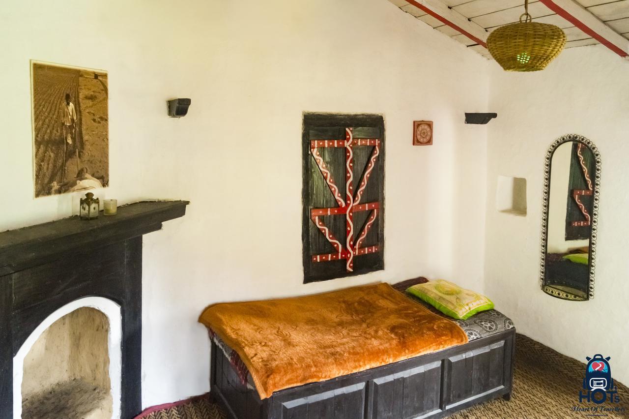 Hots Nainital Hostel Patwa Dunga ภายนอก รูปภาพ